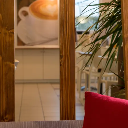 Hotel Ace Toulouse Blagnac