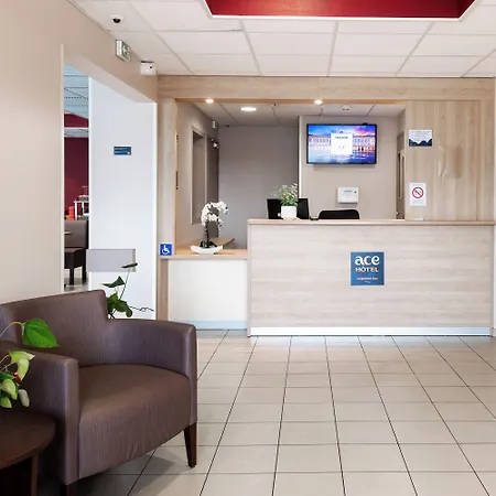 Ace Toulouse Blagnac מלון 3*